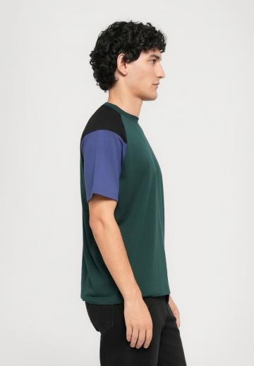 Спортивная майка