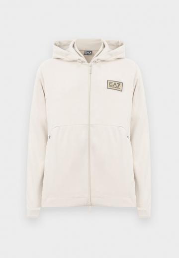 Спортивная кофта