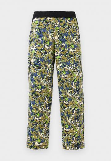 Спортивные штаны