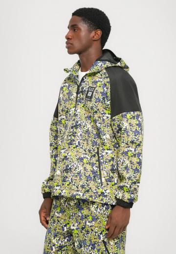 Куртка-дождевик