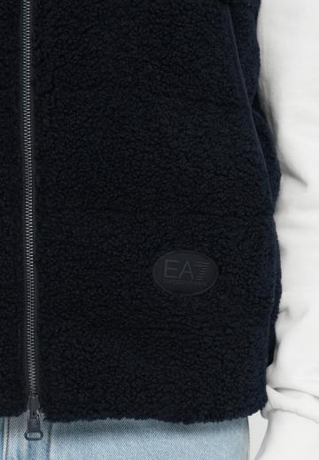 Спортивная куртка