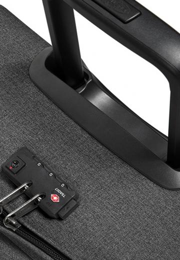 Чемодан на колесах