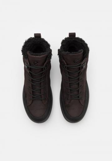 Ботинки на шнуровке