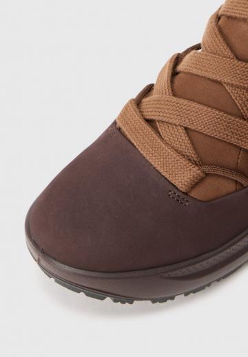 Сапожки на танкетке