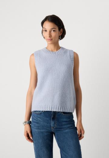Пуловер без рукавов