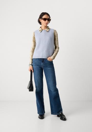 Пуловер без рукавов