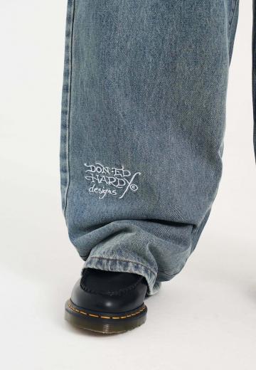 Прямые джинсы