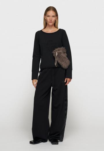 Спортивные штаны