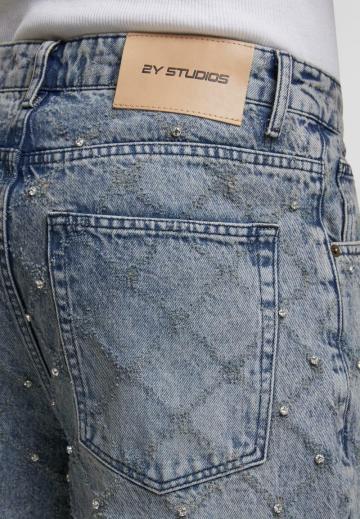 Прямые джинсы