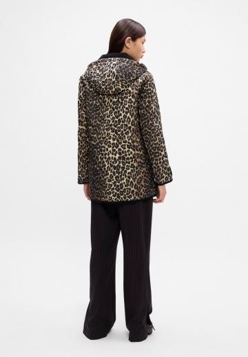 Короткое пальто