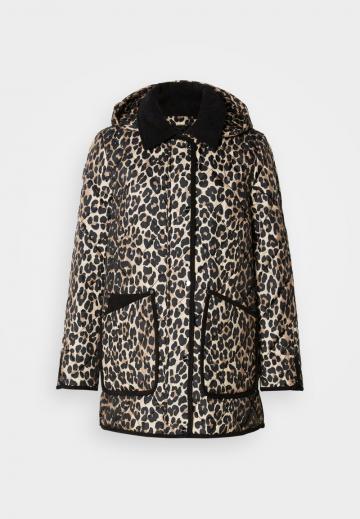 Короткое пальто