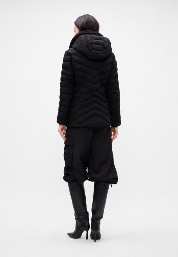 Зимняя куртка