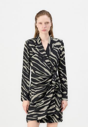 Коктейльное платье