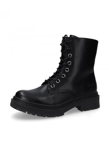 Ботинки на шнуровке