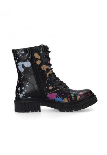 Ботинки на шнуровке