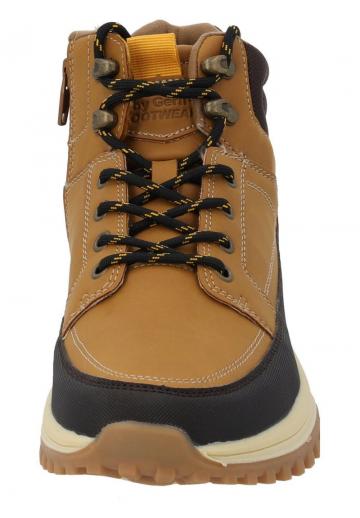 Ботинки на шнуровке