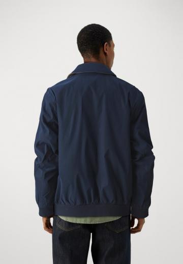 Куртка бомбер