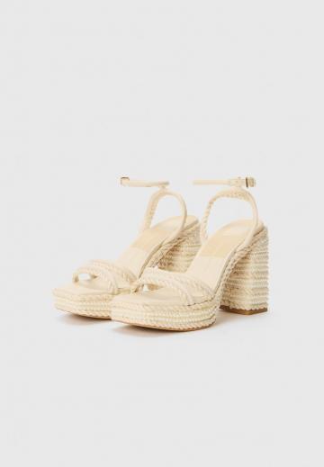 Гандбольные кроссовки