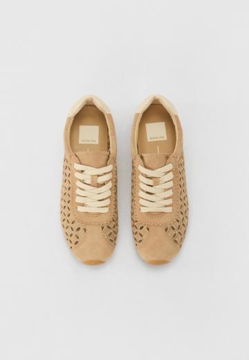 Спортивные балетки