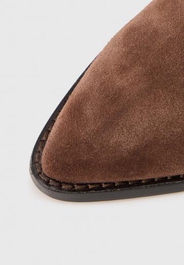 Полусапожки на высоком каблуке