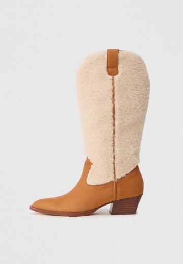 Ковбойские сапоги