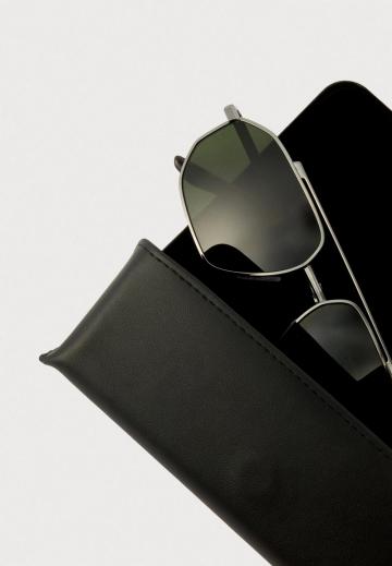 Солнечные очки