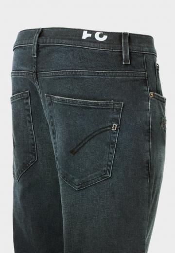 Узкие джинсы