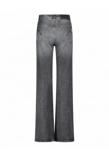 Клешеные джинсы