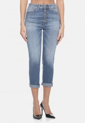 Короткие джинсы