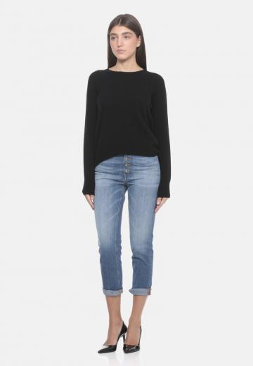 Короткие джинсы