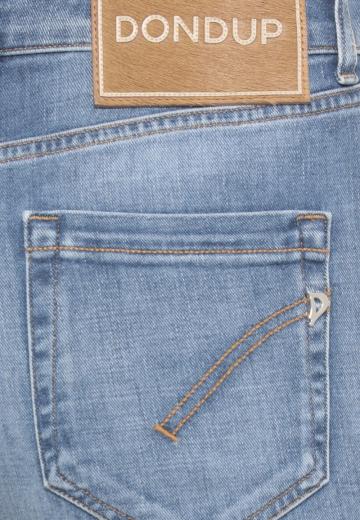 Короткие джинсы