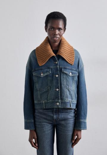 Джинсовая куртка