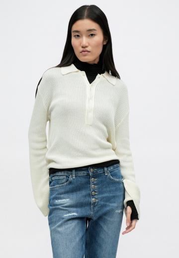 Короткие джинсы