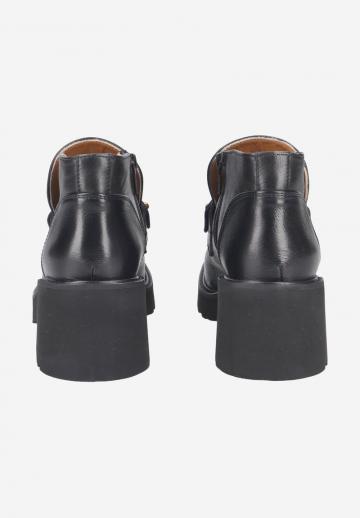 Полусапожки на платформе