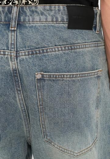Свободные джинсы