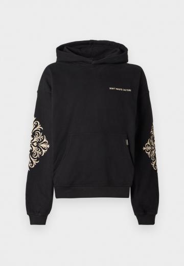 Пуловер с капюшоном