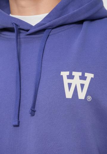 Пуловер с капюшоном