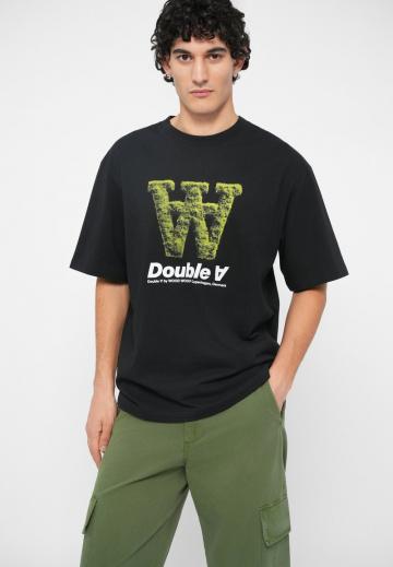 Брюки с накладными карманами