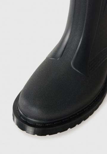 Резиновые сапоги