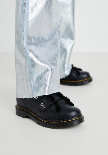 Ботинки на шнуровке