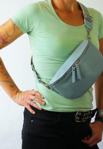 Сумка на пояс