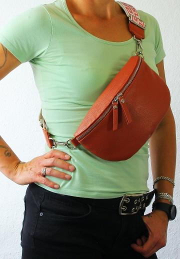 Сумка на пояс