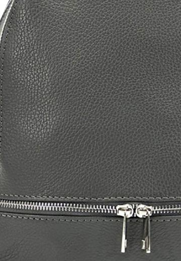 Кожаный рюкзак