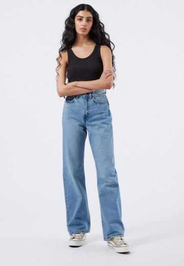 Прямые джинсы