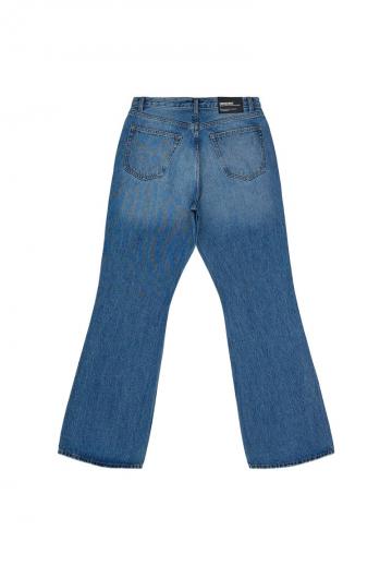 Прямые джинсы