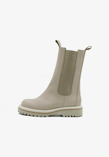 Ботинки челси