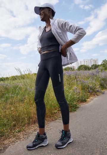 Походные ботинки