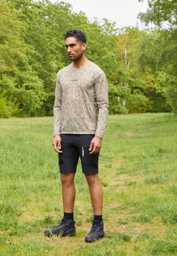 Походные ботинки