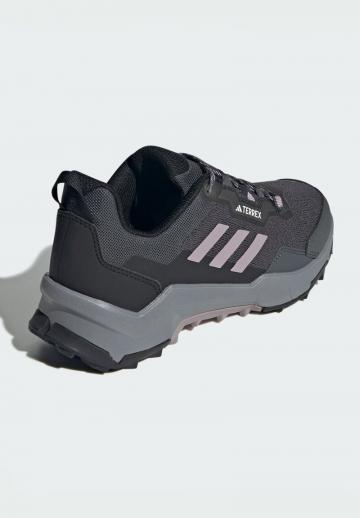 Походная обувь