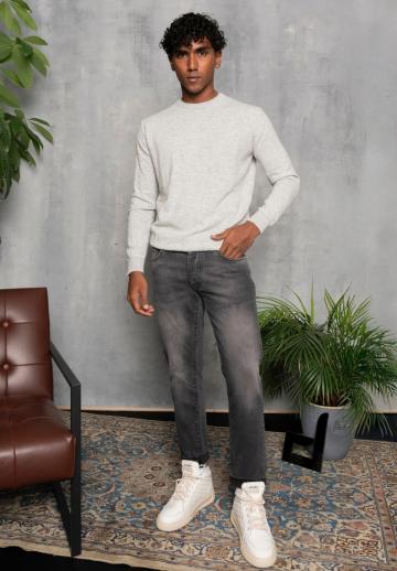 Узкие джинсы